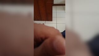 Shake the dick in the chair