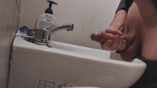 I rest my BALLS on the sink getting my COCK ready for a HUGE CUMSHOT
