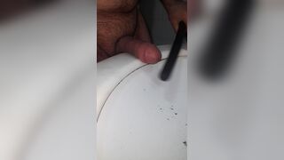 masturbation in the bathroom real amateur mature active man I fucked my dick, it's great