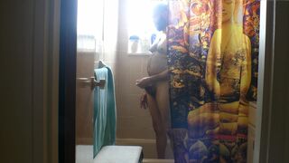Playing In the shower masturbating