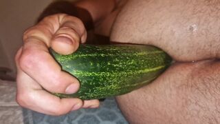 Stretching gaping hole for cucumber