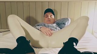 Exposure on all fours