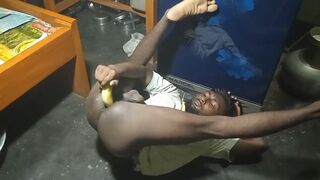 Indian gay boy fuking her big ass in cucumber ???? - 4 image