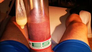 Fingering Pumping and Bulging Fun - 5 image