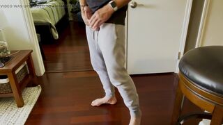 Sexy Bare Feet and a Beautiful Dick