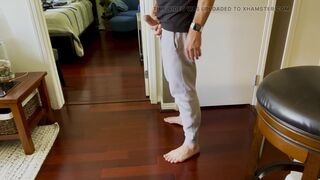 Sexy Bare Feet and a Beautiful Dick