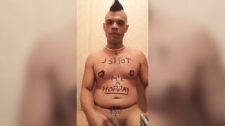 Piss and cum tastes good off my feet