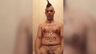 Piss and cum tastes good off my feet - 4 image