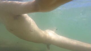 I cum just for the pleasure of feeling free, naked on a public beach - 13 image