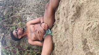 CRUISING ON THE BEACH WITH STRANGER