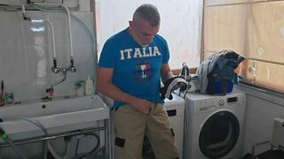 Old Mature Hung Big Cock Repairman Is Fixing the Washmachine for a Horny Couple