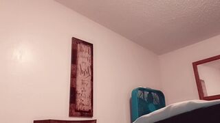 cox plays with sex machine - 7 image