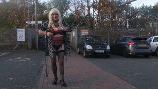 Flashing at the station - 15 image