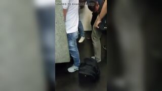 Banheiro WC putaria e mamada 7 - 14 image