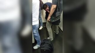 Banheiro WC putaria e mamada 7 - 2 image