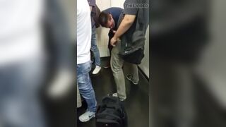 Banheiro WC putaria e mamada 7 - 4 image