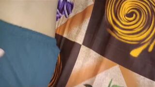 Wow First time i hold my roommates huge uncut dick while he was chocha