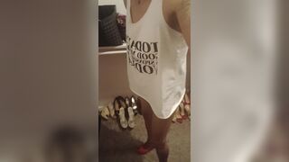 always making peeing look so hot