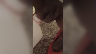 always making peeing look so hot