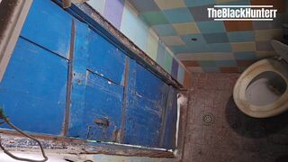 Luccas Melo records employee in bathroom for employee's viewing pleasure - 6 image