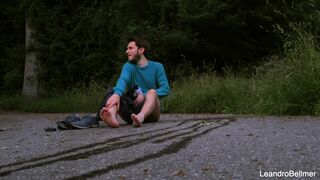 Leandro Bellmer gets caught peeing in public and jerks off like a pro