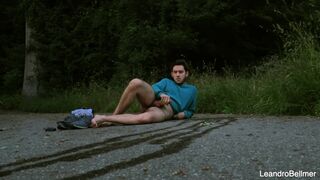 Leandro Bellmer gets caught peeing in public and jerks off like a pro