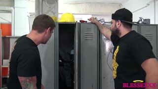 Hot Straight Friends Get Naughty with Juanlucho, Magic Javi, Axel & Arthur in Homemade Bear Porn Clip