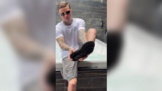 Watch Euerickdiaz's skinny body struggle to take on Diaz's massive dick