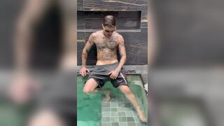 Watch Euerickdiaz's skinny body struggle to take on Diaz's massive dick