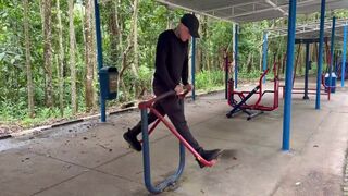 Maloka & Euerickdiaz get down and dirty with a personal trainer after a hard workout