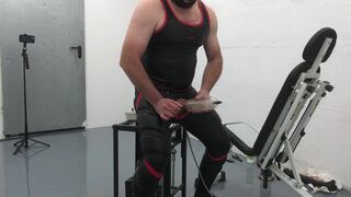 Mrspeedy's kinky solo machine: Huge plug & mask for anal play