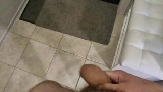 Archik gets her tight pussy devoured by a huge cock on the doorstep - 4 image