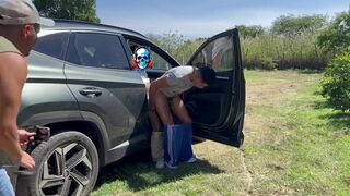 Omar Castell C & Vicente take turns pounding a muscular guy in a cabin - 8 image