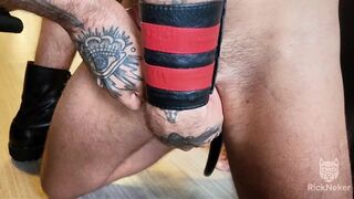 Icaro Paraense humiliates her submissive partner with kinky foot play & cuckold play - 14 image