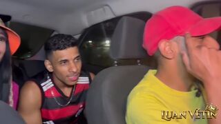 Dluquinha, Luan Vetin, and Johny Will get wild in a car foursome with bisexuality! - 3 image