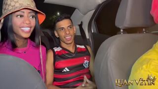 Dluquinha, Luan Vetin, and Johny Will get wild in a car foursome with bisexuality! - 4 image