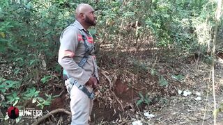 Black Hunter The Hunter pisss in public POV & swallows every drop of his dropboyfloripabrasil