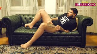 Caught! Straight guy gets caught by Magic Javi's bear in steamy amateur video