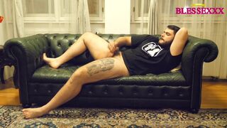 Caught! Straight guy gets caught by Magic Javi's bear in steamy amateur video