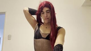 Emily, the Argentinian cutie, pleases her amateur boy toy with a hot load - 10 image