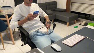 Asafe Santtos takes a raw ride on a skinny dude in denim jeans on webcam - 3 image