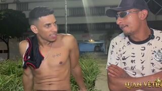Luan Vetin cheats on boyfriend with Johny Will in public for a bisexual pussy fix - 3 image