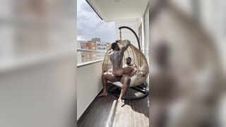 Alemanyoiko's Colombian daddy Black pounds her perfect body in public - 15 image
