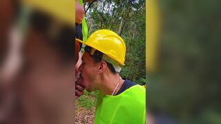 Luccas Melo, Diholiver25 & Junior Delao engage in wild public bareback orgy with bear, Greysonhunter & Drop - 9 image