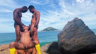 Renato Carioca Rj dominates and fucks a group of guys on Abrico Beach, Rio de Janeiro