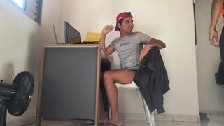 Junior Delao and JaimeLeandro caught on the hop by internet technicians - eat their asses!