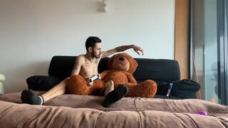 Asafe Santtos twerks on BBC with teddy bear while gaming in hot action - 2 image