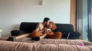 Asafe Santtos twerks on BBC with teddy bear while gaming in hot action - 4 image