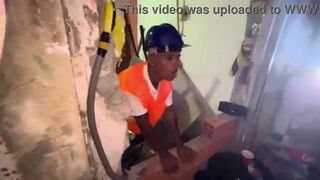 Hot construction workers caught in the act: I didnt know it, but they were caught in the act! - 8 image