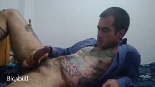 Tattooed amateur Escorpiont strokes his massive, hairy, and veiny cock with her naked body - 4 image